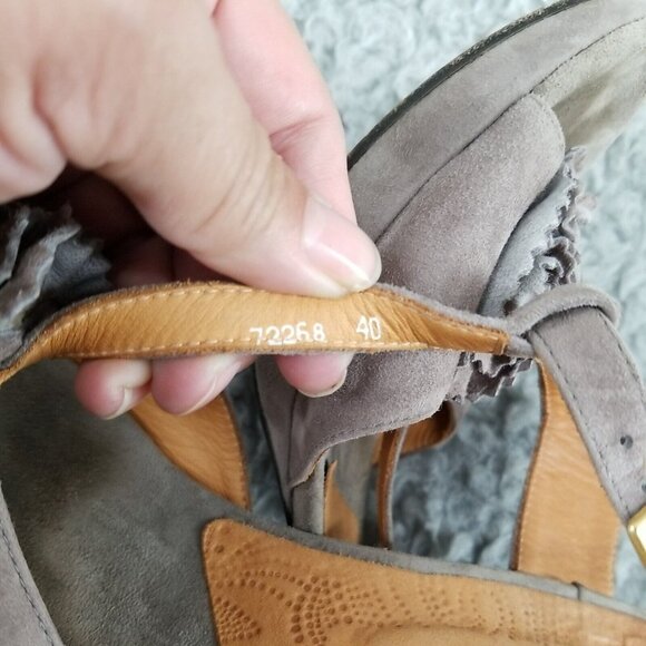 Chie Mihara Shoes Womens EU 40 US 9 Taupe Brown Suede T Strap Open Toe Heels - Picture 8 of 8